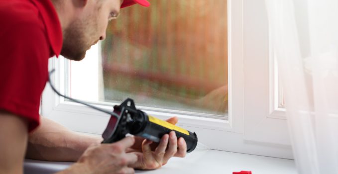 I rimedi per eliminare gli spifferi dalle finestre