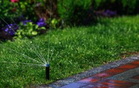 Quanto costa un impianto di irrigazione automatico per il giardino