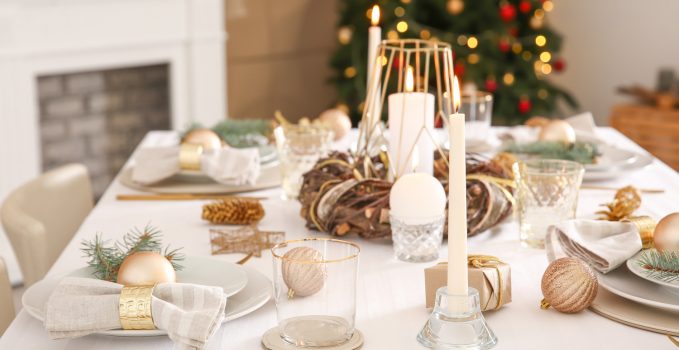 Foto Tavola Di Natale.Come Addobbare La Tavola Per Il Pranzo Di Natale 2019 Tipitipi Magazine