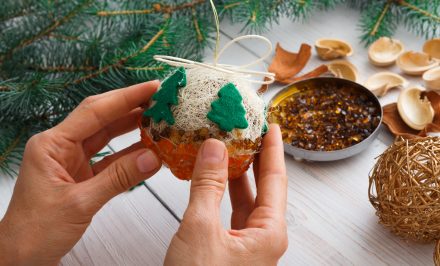 realizzare palline di natale ecologiche