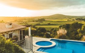 Guida per costruire la piscina a casa